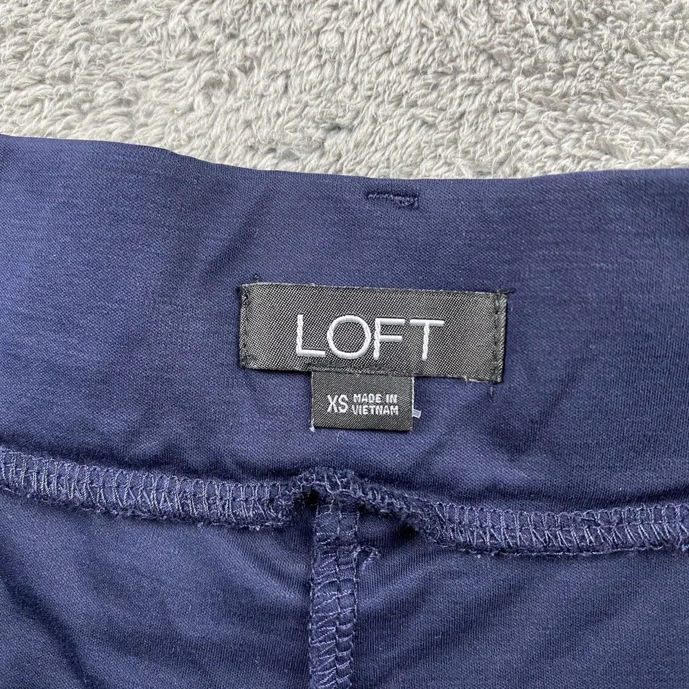 Loft‎ Pull On Career Office Shorts Size XS Navy Blue